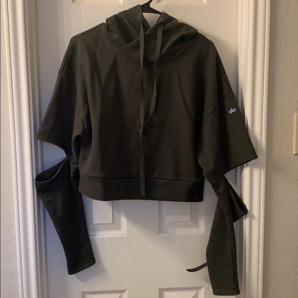 Alo Yoga peak cropped hoodie - Picture 3 of 11